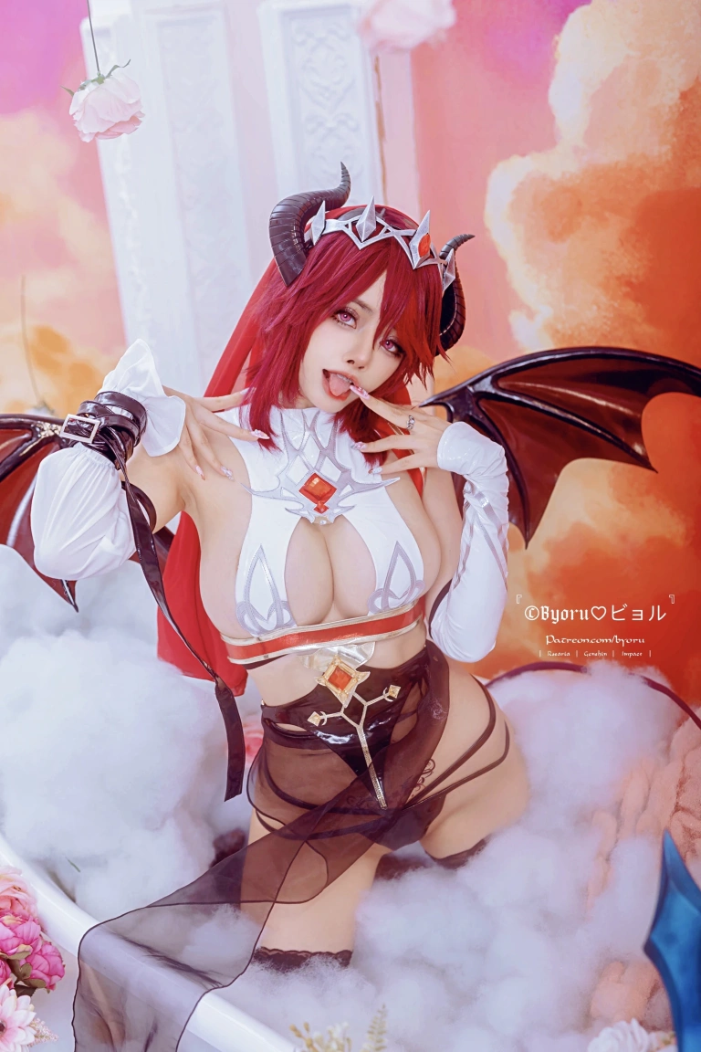 Byoru《Rosaria》主题写真：33张全套美图