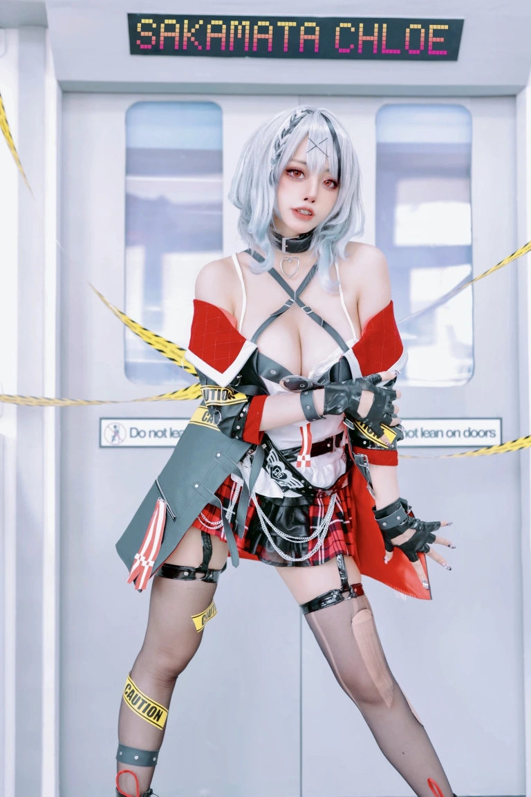 Byoru《Sakamata Chloe》主题写真：90张全套美图，含1个视频