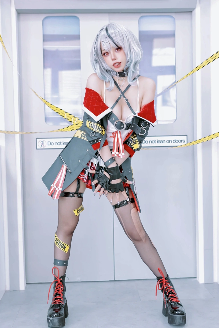 Byoru《Sakamata Chloe》主题写真：90张全套美图，含1个视频