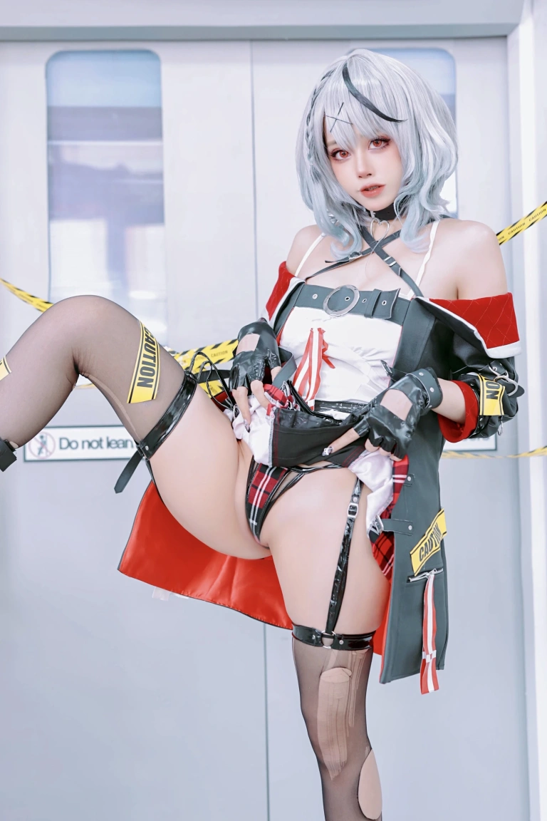 Byoru《Sakamata Chloe》主题写真：90张全套美图，含1个视频