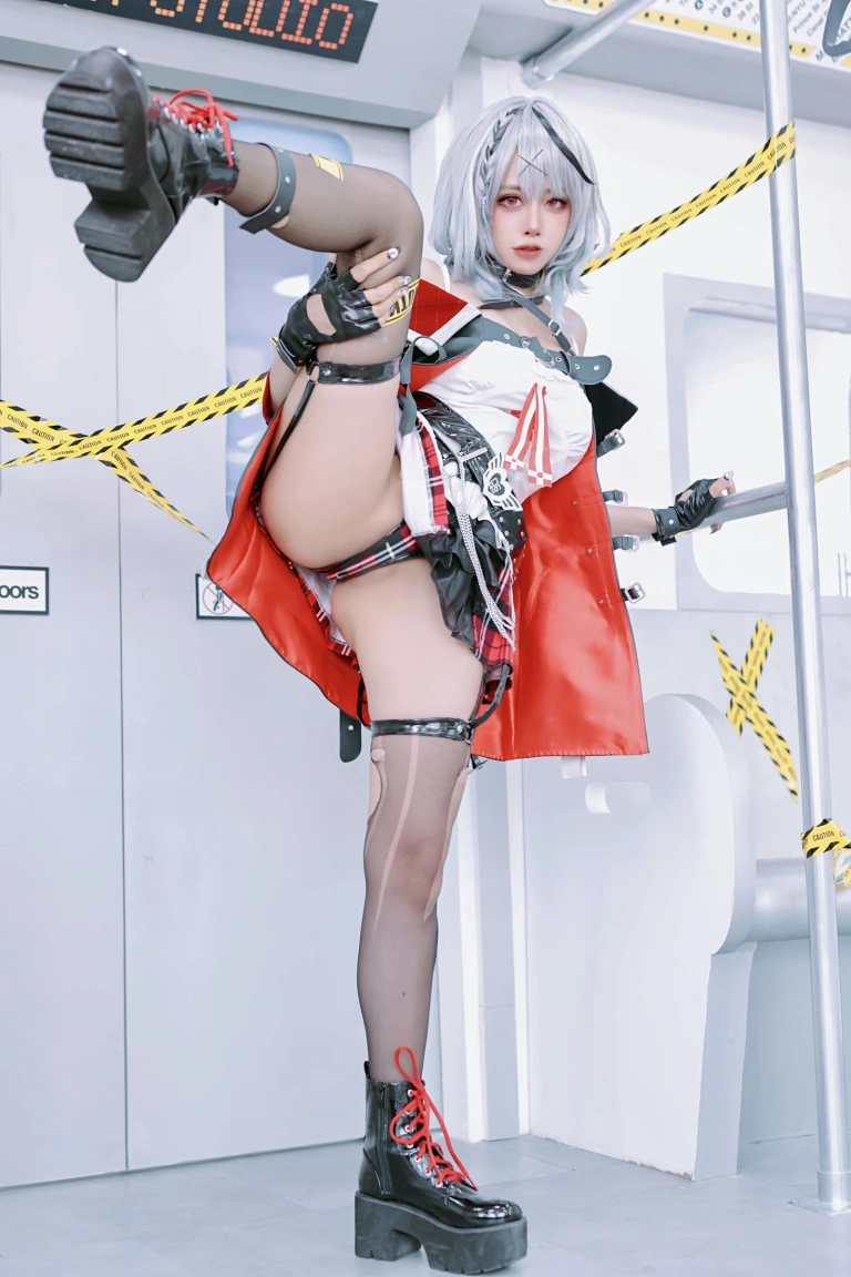 Byoru《Sakamata Chloe》主题写真：90张全套美图，含1个视频