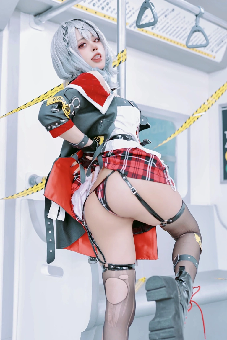 Byoru《Sakamata Chloe》主题写真：90张全套美图，含1个视频