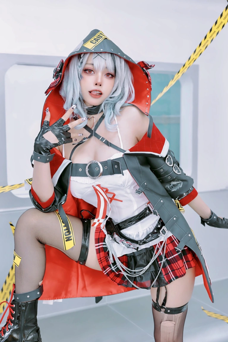 Byoru《Sakamata Chloe》主题写真：90张全套美图，含1个视频