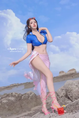 Byoru《Nico Robin》主题写真：30张全套美图