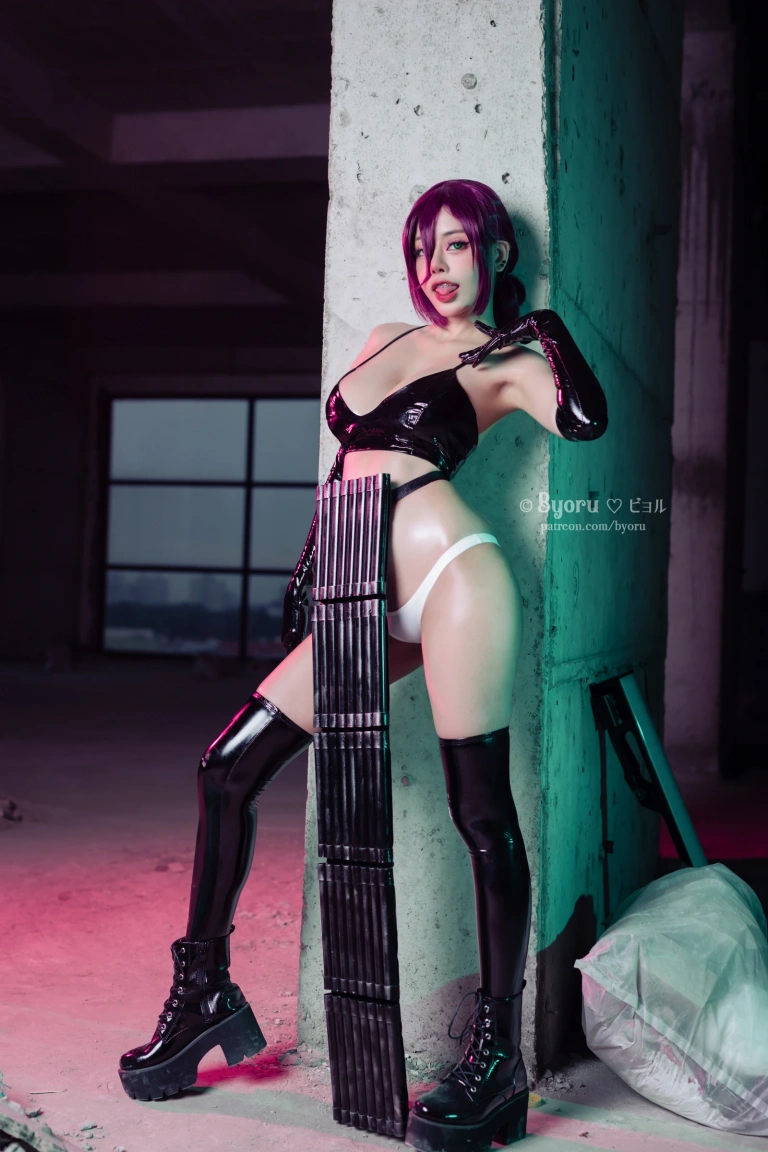 Byoru《Bomb Devil》主题写真：38张全套美图