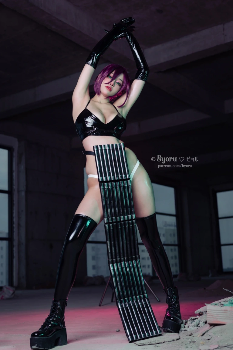 Byoru《Bomb Devil》主题写真：38张全套美图