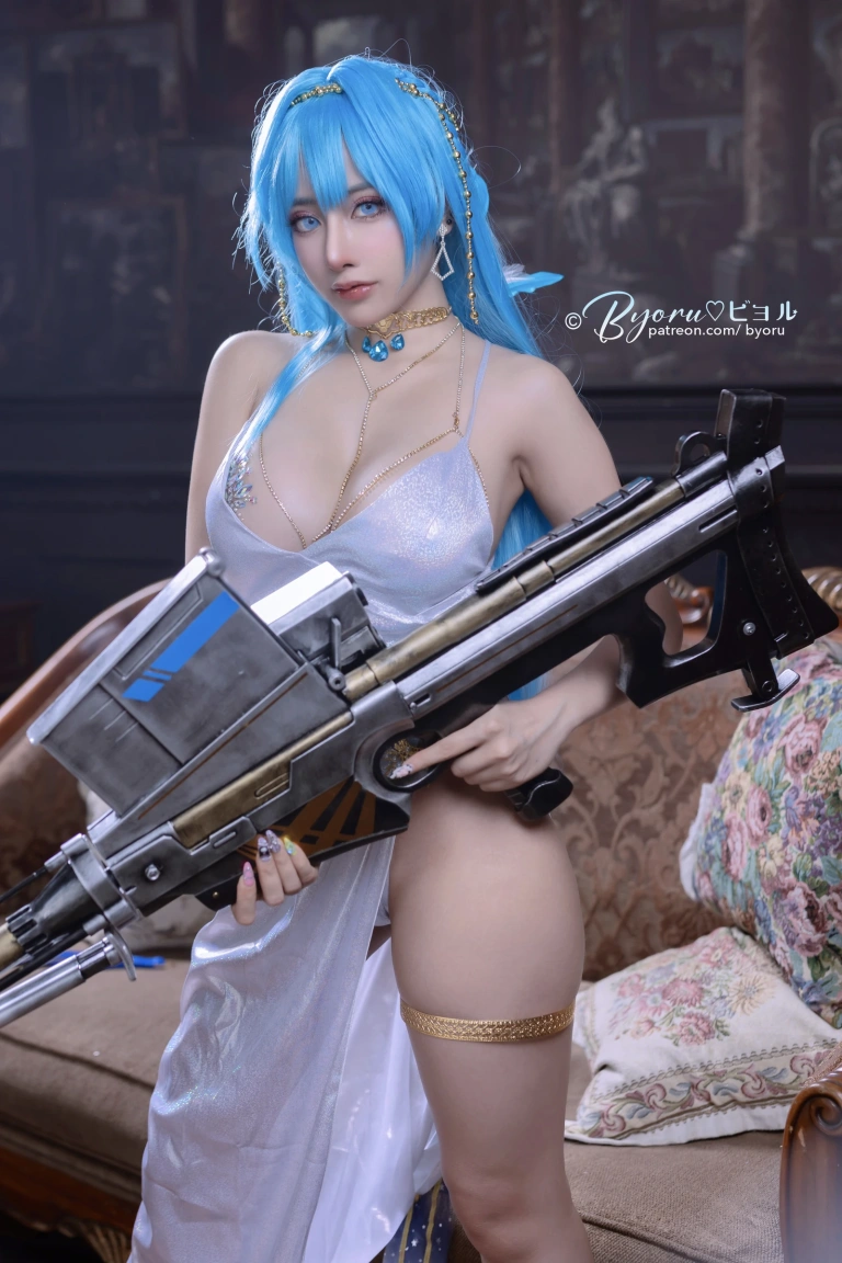 Byoru《Helm》主题写真：43张全套美图