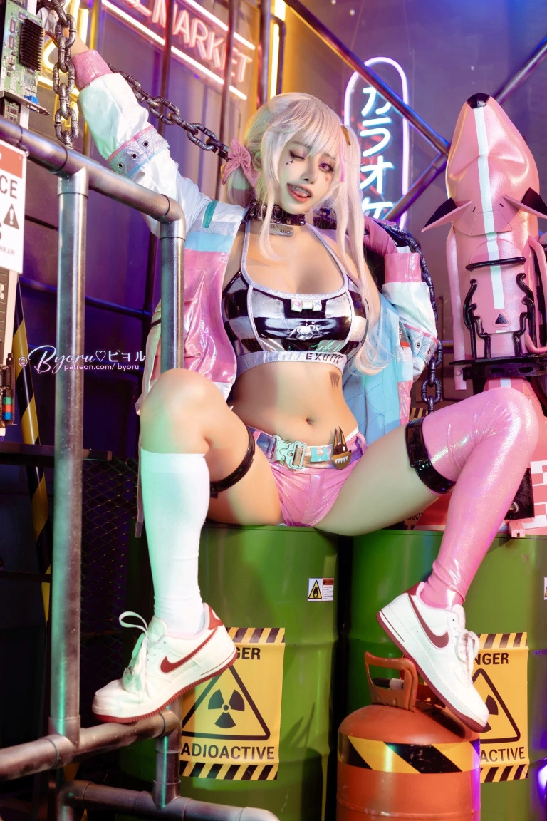 Byoru《Jackal》主题写真：47张全套美图