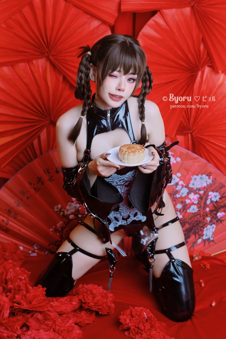 Byoru《Leifang Autumn Festival Mooncake HD》主题写真：30张全套美图