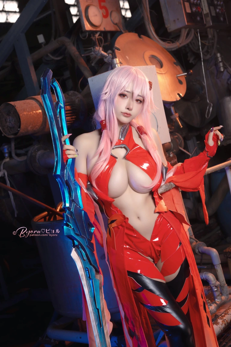 Byoru《Inori》主题写真：43张全套美图，含8个视频