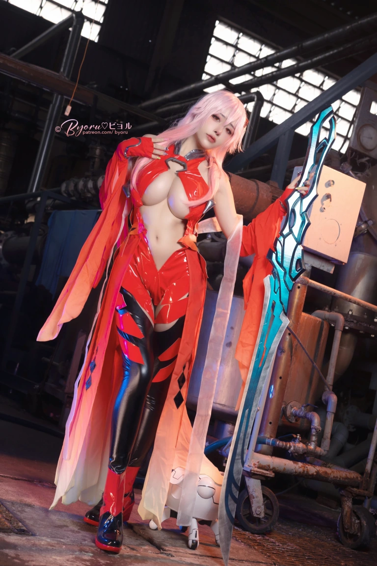 Byoru《Inori》主题写真：43张全套美图，含8个视频