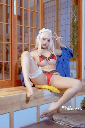 Byoru《Marin Red》主题写真：42张全套美图，含8个视频