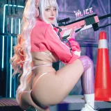 Byoru《Alice Nikke》主题写真：35张全套美图，含5个视频