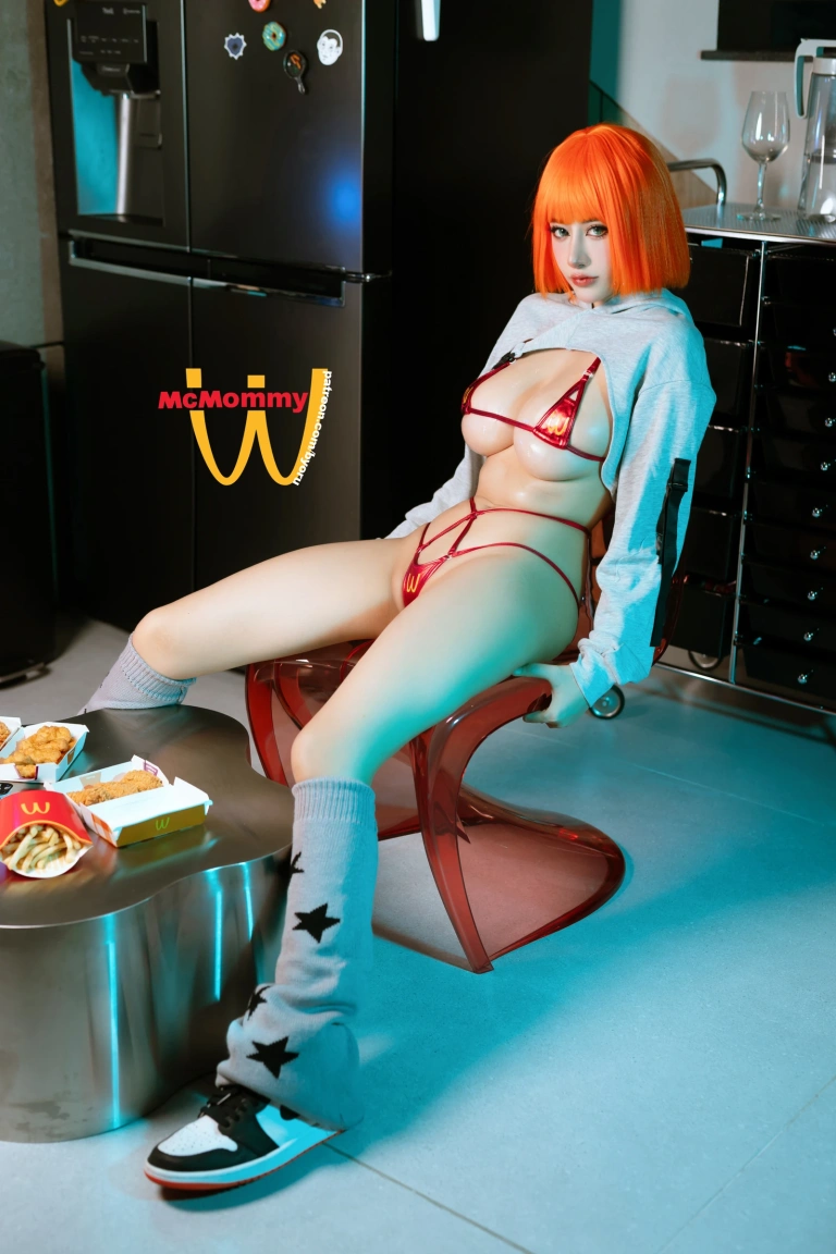 Byoru《Mcmommy HD》主题写真：50张全套美图，含8个视频