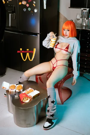 Byoru《Mcmommy HD》主题写真：50张全套美图，含8个视频
