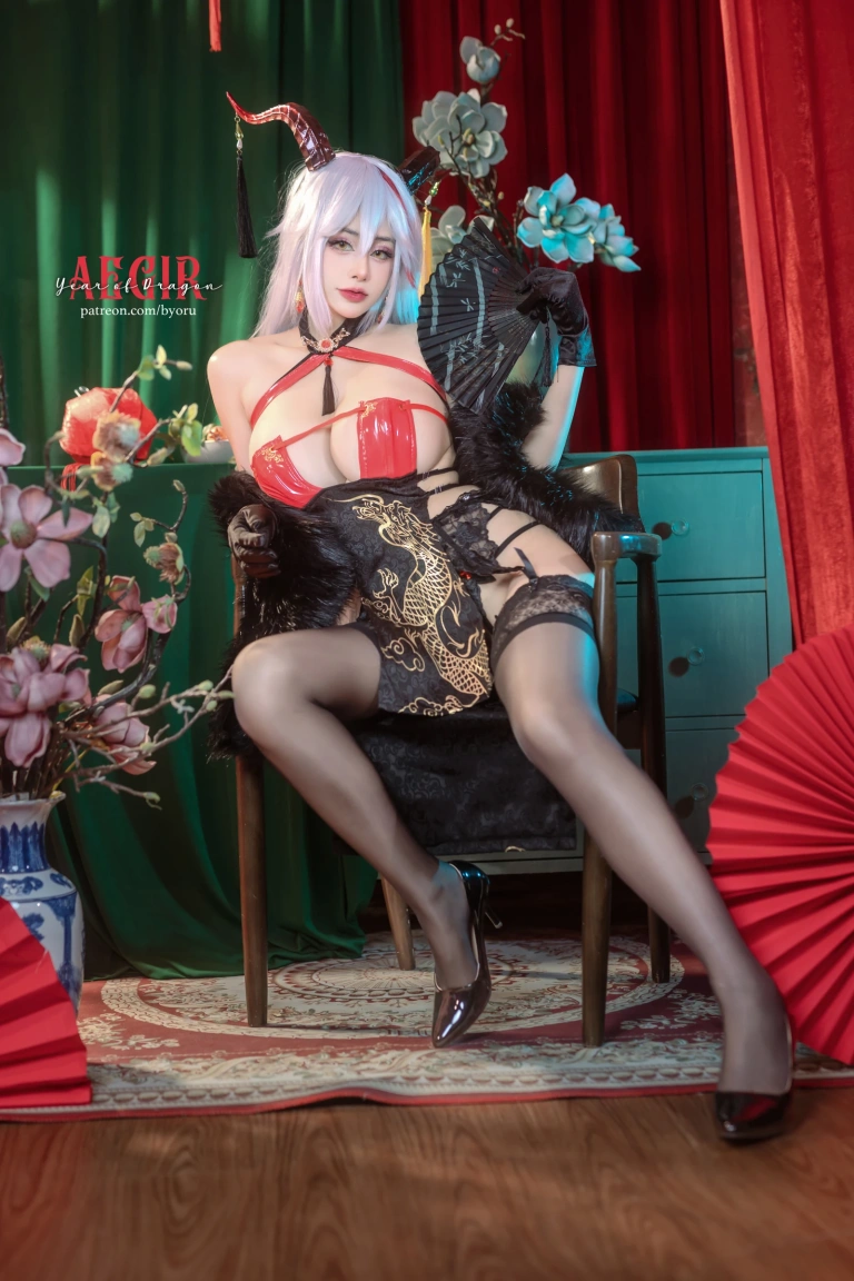 Byoru《Aegir》主题写真：70张全套美图，含7个视频