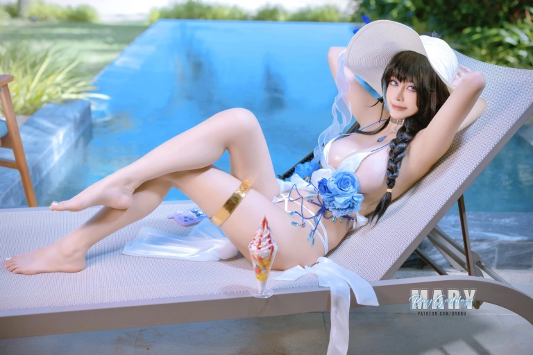 Byoru《Mary Bay Goddess》主题写真：52张全套美图，含8个视频