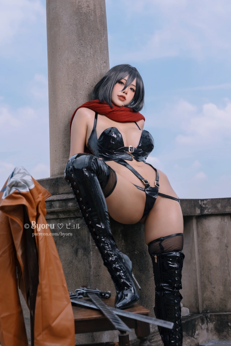 Byoru《Mikasa Ackerman（Attack on Titan）Full Set》主题写真：41张全套美图，含5个视频