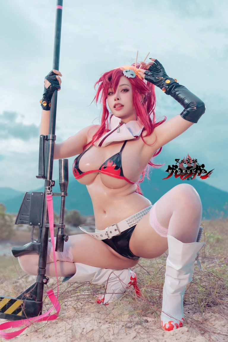 Byoru《Yoko Littner》主题写真：45张全套美图，含5个视频