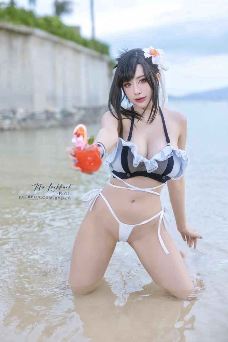 Byoru《Tifa FF7r bikini》主题写真：65张全套美图，含15个视频