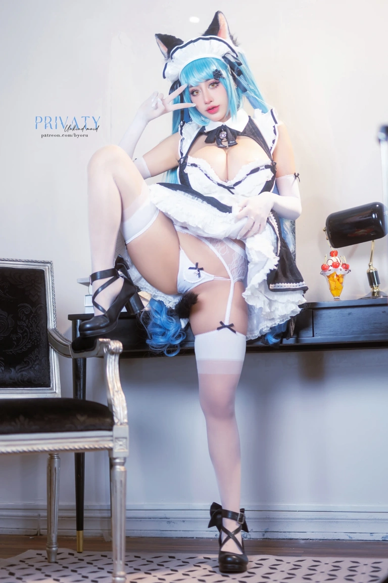 Byoru《Privaty maid》主题写真：68张全套美图，含18个视频