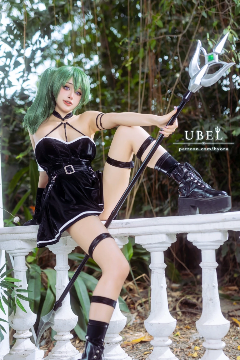 Byoru《Ubel》主题写真：62张全套美图，含12个视频