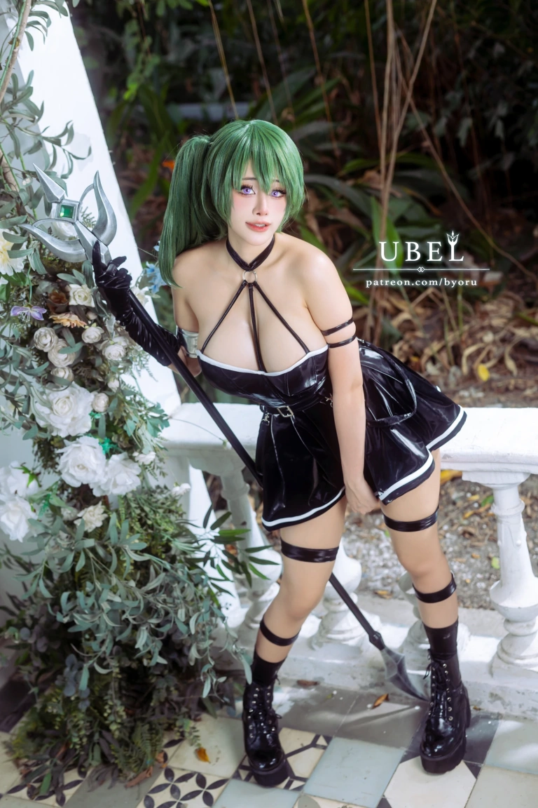 Byoru《Ubel》主题写真：62张全套美图，含12个视频