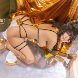 Byoru《Bastet》主题写真：52张全套美图，含13个视频