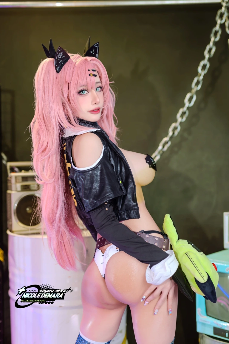 Byoru《Nicole Demara》主题写真：58张全套美图，含15个视频