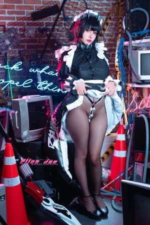 Byoru《Ellen Joe》主题写真：63张全套美图，含14个视频