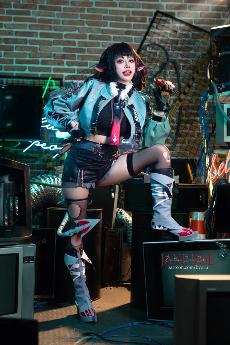Byoru《Jane Doe》主题写真：67张全套美图，含14个视频