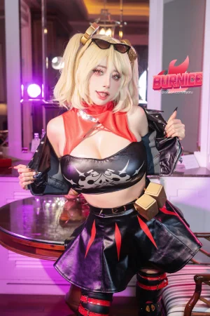 Byoru《Burnice – ZZZ》主题写真：57张全套美图，含15个视频