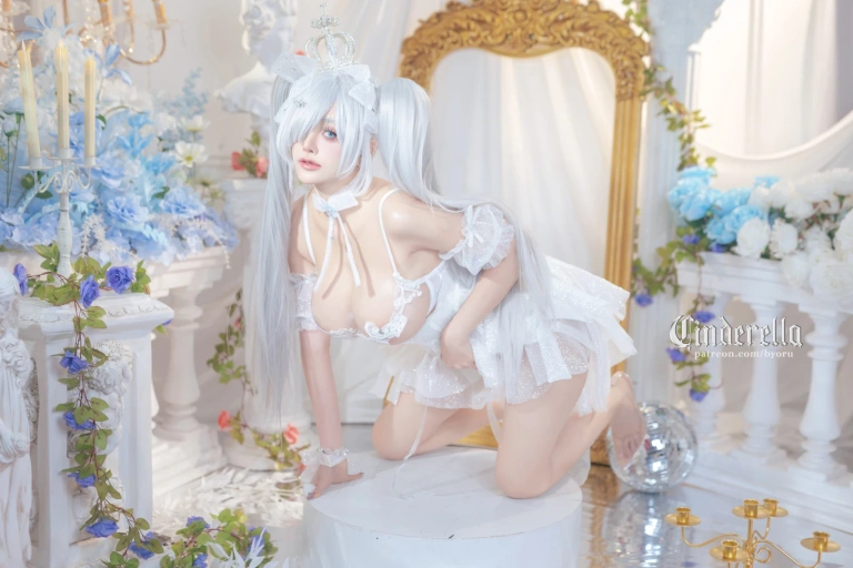 Byoru《Cinderella》主题写真：63张全套美图，含21个视频