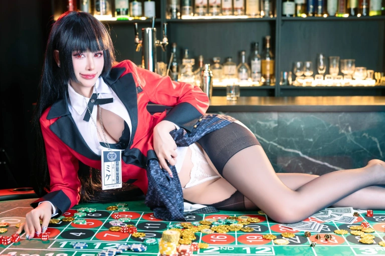 Byoru《Yumeko Jabami Kakegurui》主题写真：69张全套美图，含22个视频