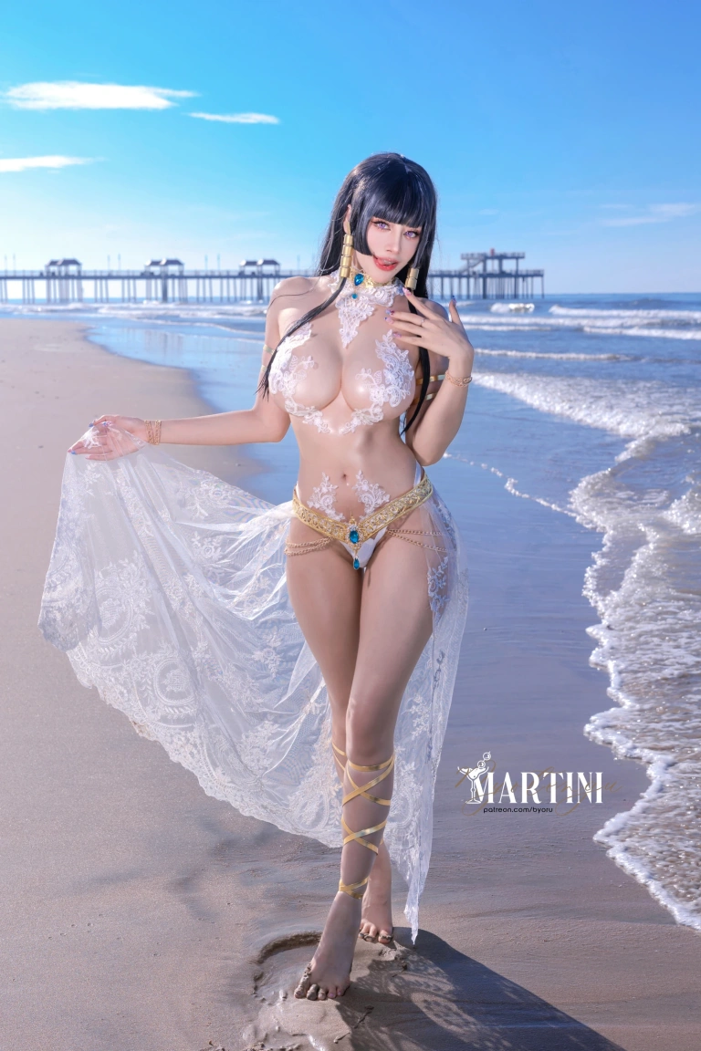 Byoru《Nyotengu Martini – DOA》主题写真：47张全套美图，含22个视频
