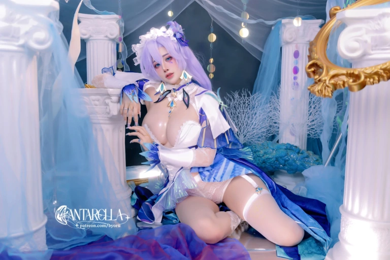 Byoru《Cantarella》主题写真：81张全套美图，含27个视频