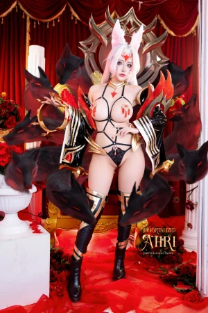 Byoru《Ahri Immortalized》主题写真：54张全套美图，含16个视频