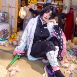 Byoru《Shinobu Demon Slayer》主题写真：75张全套美图，含27个视频