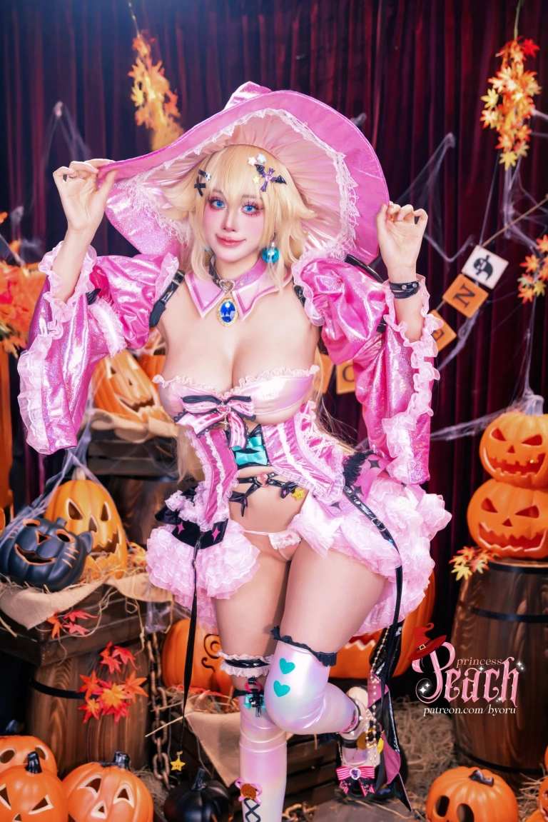 Byoru《Peach Princess Witch》主题写真：57张全套美图，含24个视频