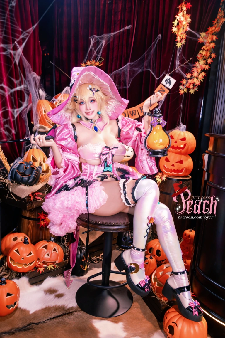 Byoru《Peach Princess Witch》主题写真：57张全套美图，含24个视频