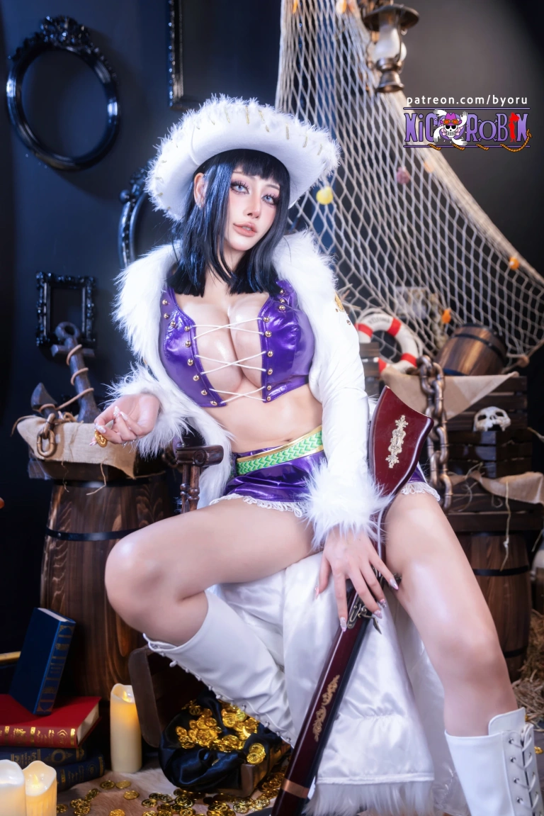 Byoru《Nico Robin – One Piece》主题写真：83张全套美图，含30个视频