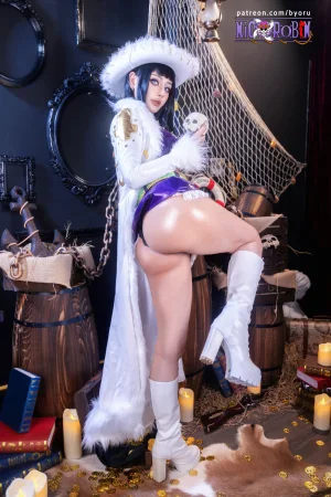 Byoru《Nico Robin – One Piece》主题写真：83张全套美图，含30个视频