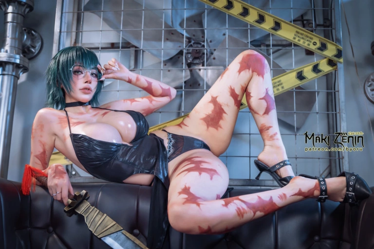 Byoru《Maki – Jujutsu Kaisen（Power Up Ver.）》主题写真：70张全套美图，含26个视频