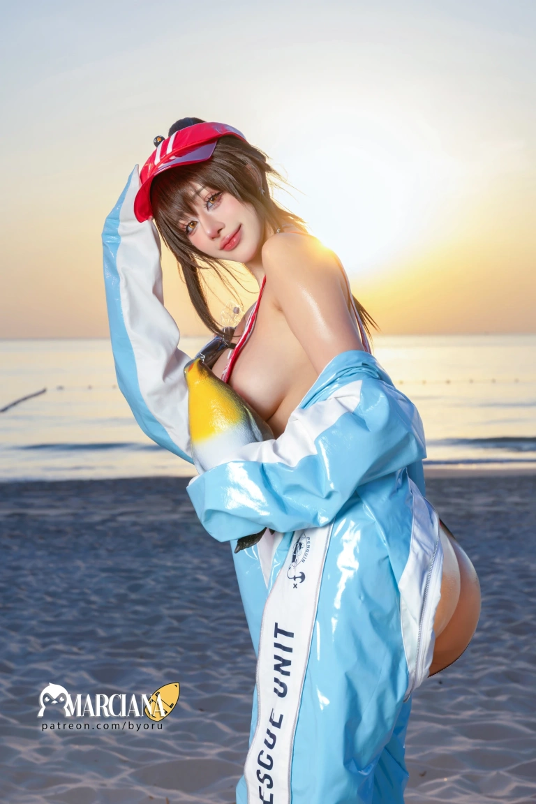 Byoru《NIKKE Marciana Marine Study》主题写真：69张全套美图，含23个视频