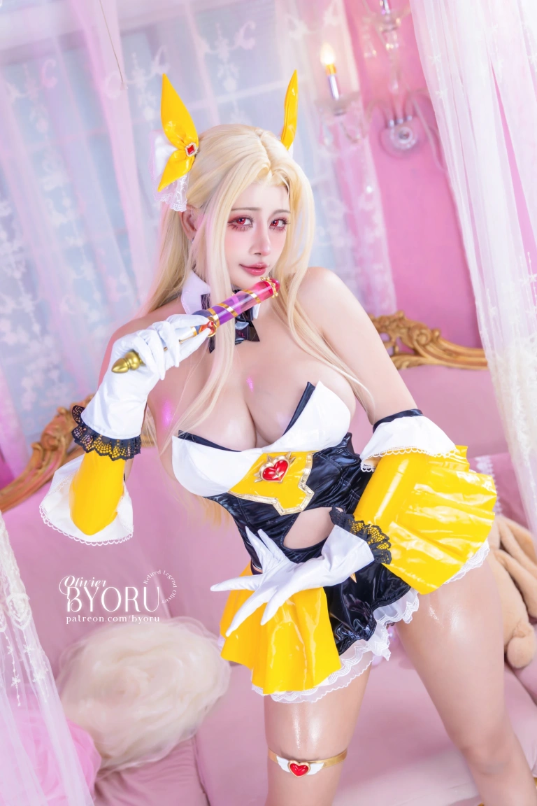 Byoru《Olivier Retired Legend [62P22V-2.51GB]》主题写真：62张全套美图，含22个视频