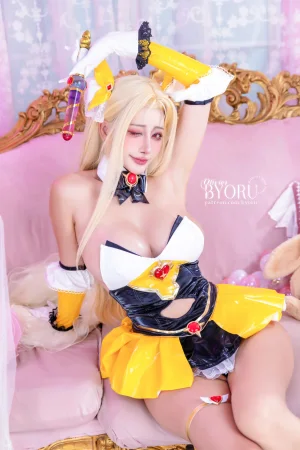 Byoru《Olivier Retired Legend [62P22V-2.51GB]》主题写真：62张全套美图，含22个视频