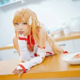 切切celia《亚丝娜睡衣》主题写真：24张全套美图