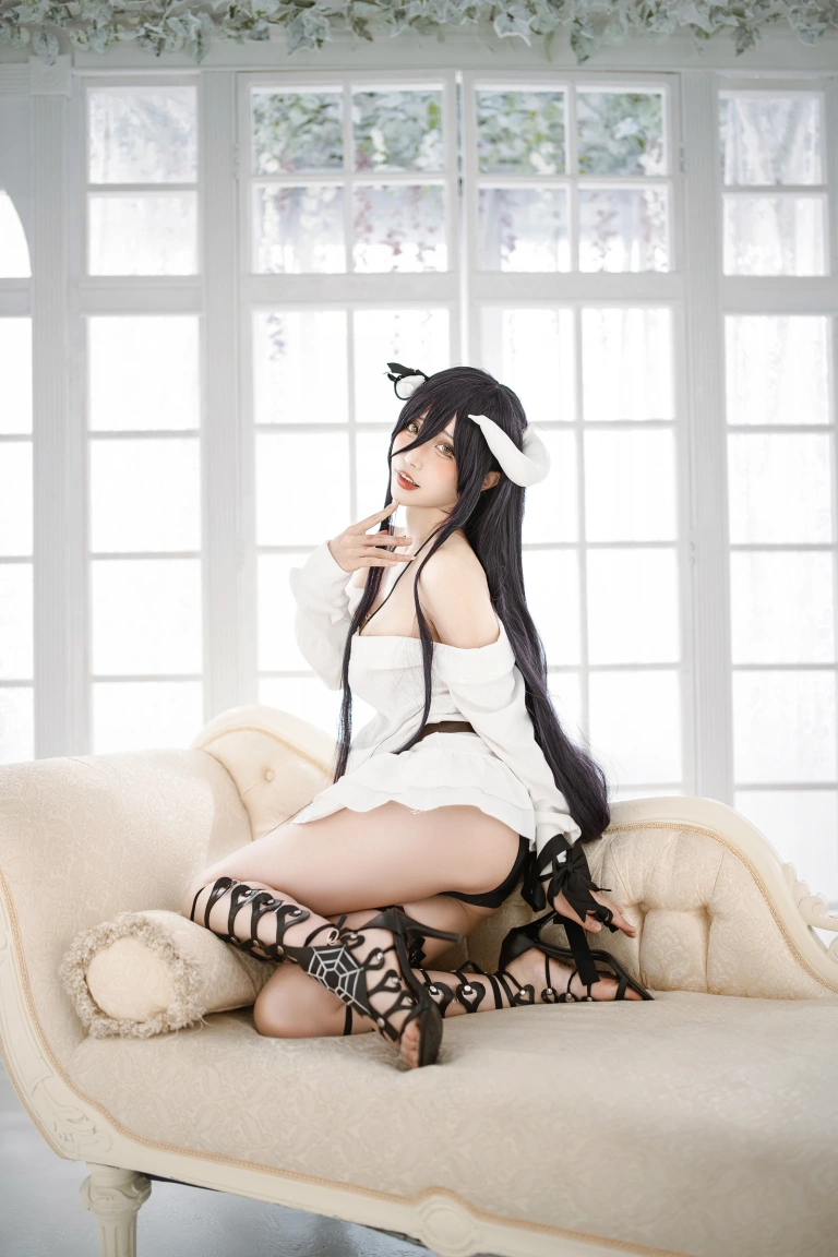 切切celia《雅儿贝德》主题写真：39张全套美图