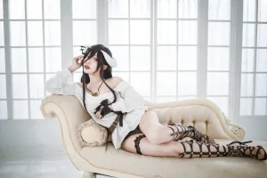 切切celia《雅儿贝德》主题写真：39张全套美图