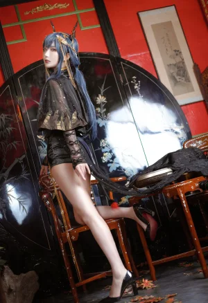 切切celia《明日方舟 陈 音律联觉》主题写真：12张全套美图